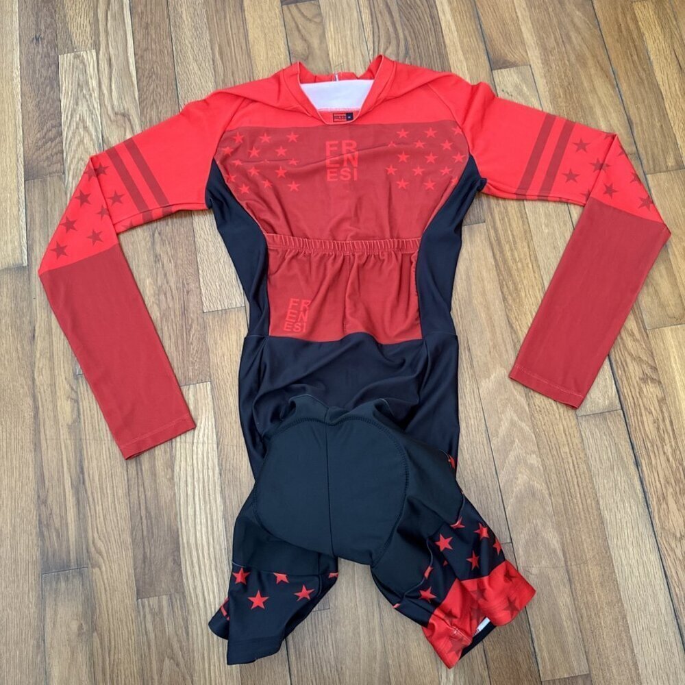 Frenesi Sports Women's Outdoor Cycling Bodysuit Red /Black Stars Size M - Picture 5 of 6